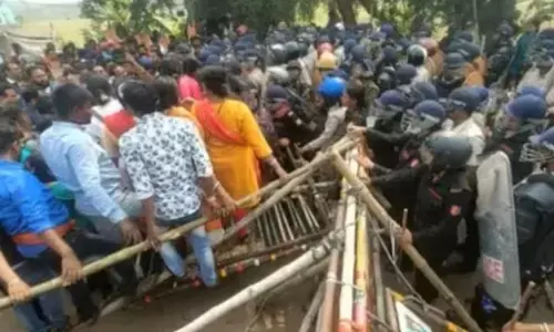 West Bengal Crime News: नहीं थम रहा संदेशखाली में बवाल, अब ग्रामीणों ने तृणमूल कांग्रेस के नेता को पीटा