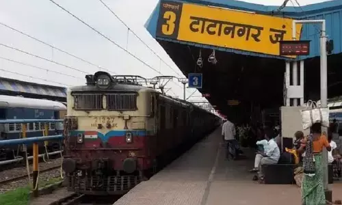 Jharkhand News : झारखंड में 18 रेलवे स्टेशनों की बदलेगी तस्वीर, पीएम मोदी 26 को करेंगे शिलान्यास