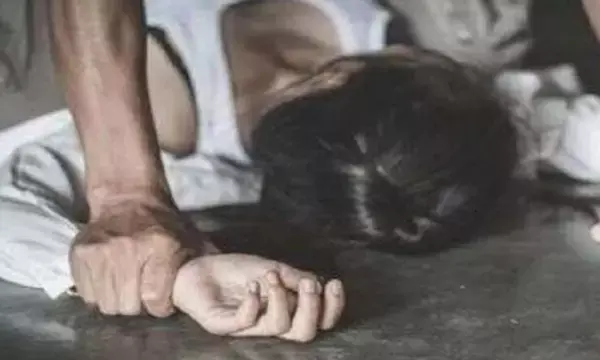 Jharkhand Crime News: झारखंड में दो लड़कियों के साथ सामूहिक दुष्कर्म, 3 नाबालिग समेत 11 गिरफ्तार