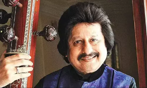 Pankaj Udhas Passed Away: नहीं रहे मशहूर गजल गायक पंकज उधास, 72 वर्ष की आयु में ली अंतिम सांस
