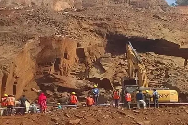 Dantewada News: NMDC हादसा अपडेट: एसपीथ्री प्लांट में चट्टान धंसने से 4 की मौत, तीन के शव निकाले गए, रेस्क्यू जारी...