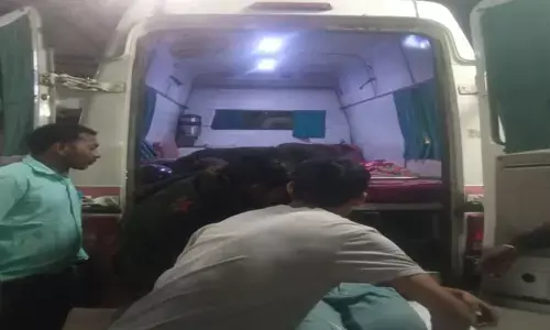 Jashpur News: सीएम कैंप बगिया बना आशा का केन्द्र: सीतापुर के घायल जय कुमार को मिली एम्बुलेंस की सुविधा, रायपुर में इलाज जारी