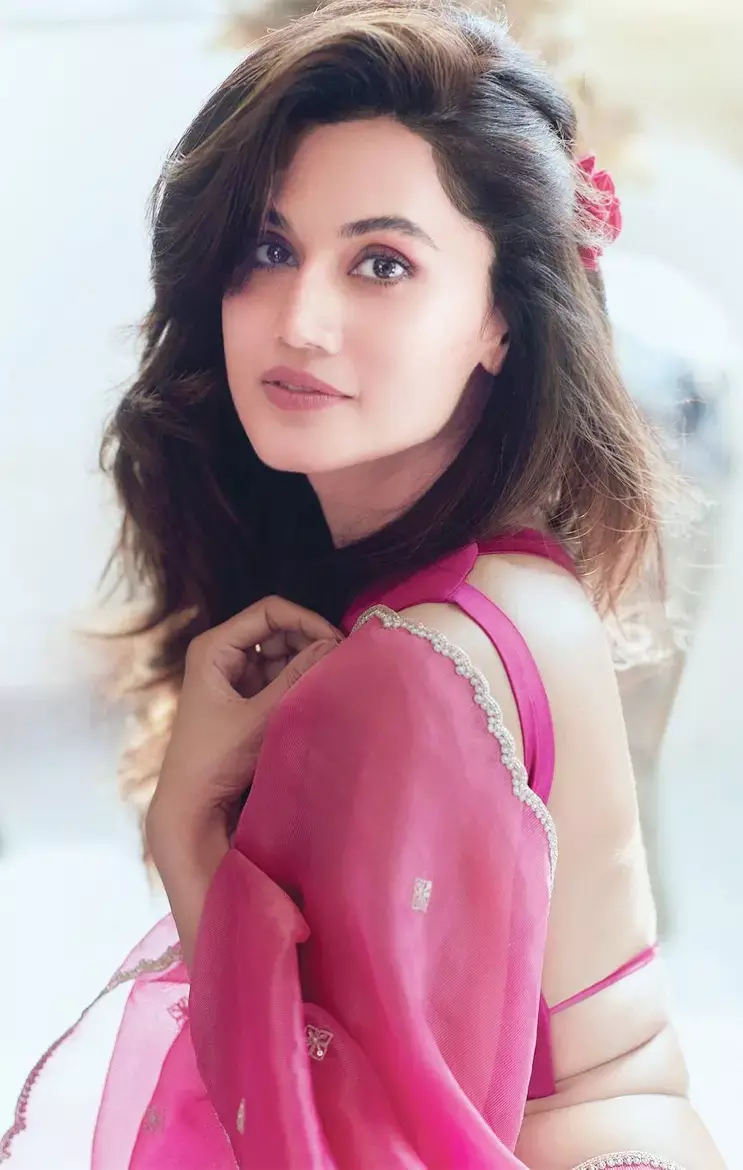 Taapsee Pannu Wedding: तापसी पन्नू करने जा रही हैं अपने बॉयफ्रेंड से शादी, जानिए कब और कहा एक्ट्रेस लेगी साथ फेरे...