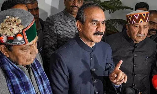 Himachal Politics: कांग्रेस के 6 बागी विधायकों की सदस्यता रद्द, पार्टी व्हिप उल्लंघन पर स्पीकर ने सुनाया फैसला