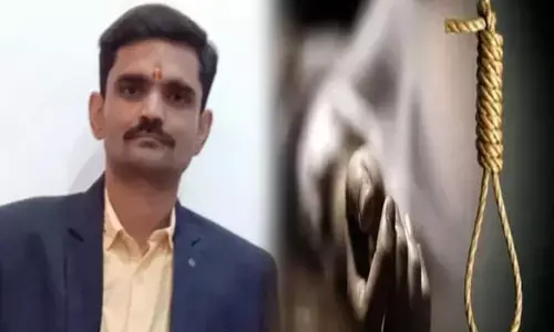 Kawrdha News: शिक्षा अधिकारी की मिली लाश, शासकीय क्वार्टर में जहर खाकर किया सुसाइड...