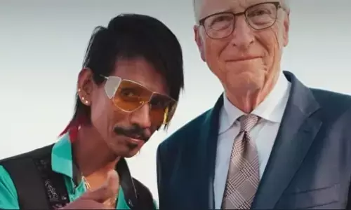 Bill Gates News: गेट्स ने Dolly Chaiwala के साथ शेयर किया वीडियो; बोले- यहां आप हर जगह इनोवेशन खोज सकते हैं