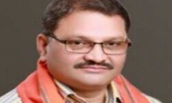 बीजेपी प्रत्‍याशी संतोष पांडेय