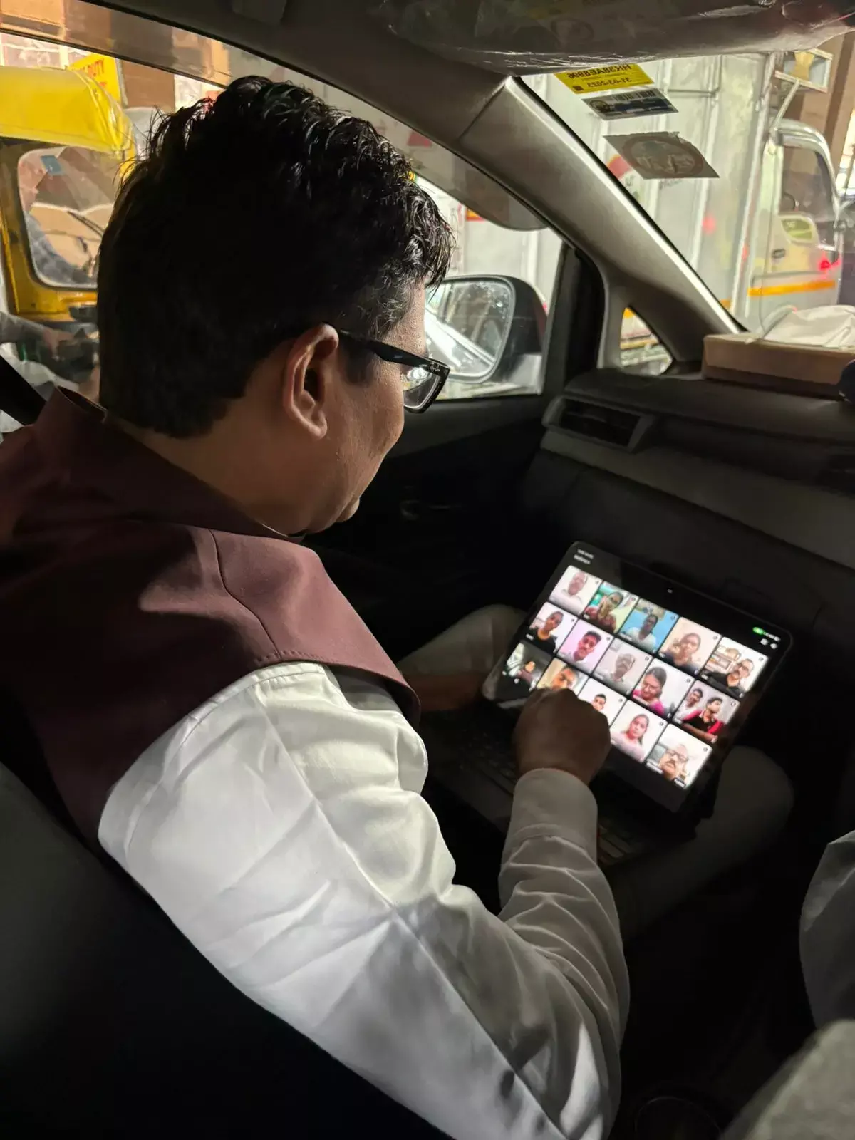 OP Chaudhari: परीक्षा की तैयारियों पर मंत्री ओपी चौधरी के टिप्स: परिणाम की चिंता किए बिना अपना बेस्ट दें, मेहनत ऐसा करो कि आपका हस्ताक्षर एक दिन ऑटोग्राफ बन जाए...