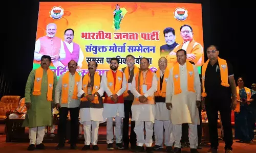 Loksabha Chunav 2024: CG में बढ़ा मोदी परिवार: पूर्व कांग्रेस विधायक मंतूराम सहित 200 ने थामा बीजेपी का दामन