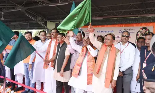 Ram lala Darshan Yojana: श्री रामलला दर्शन योजना का शुभारंभ: सीएम विष्णुदेव साय ने दिखाई हरी झंडी, देखें रेलवे स्‍टेशन पर उत्‍साह की तस्‍वीरें