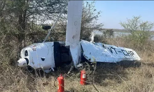 Guna Plane Crash: मध्य प्रदेश के गुना में ट्रेनिंग प्लेन हुआ दुर्घटनाग्रस्त, महिला पायलट घायल