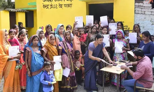 महतारी वंदन योजना से छत्तीसगढ़ की महिलाओं को मिली खुशियों और सम्मान से जीने की गारंटी