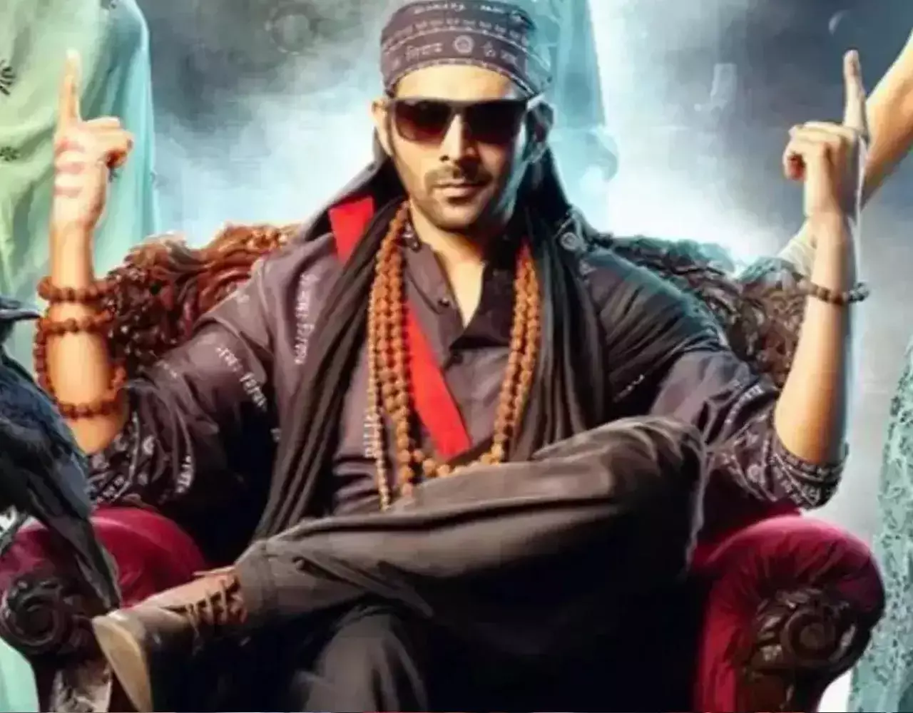 Bhool Bhulaiyaa 3 Shooting: कार्तिक आर्यन ने शुरू की भूल भुलैया 3 की शूटिंग, भगवान के सामने प्रार्थना करते दिखे एक्टर, देखिए...