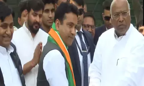 Rahul Kaswan News: राजस्थान में भाजपा को झटका, चूरू सांसद राहुल कस्वां कांग्रेस में हुए शामिल