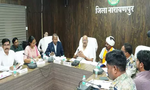 Narayanpur News: शिक्षा मंत्री बृजमोहन अग्रवाल ने नारायणपुर में जनकल्याणकारी योजनाओं की समीक्षा की...