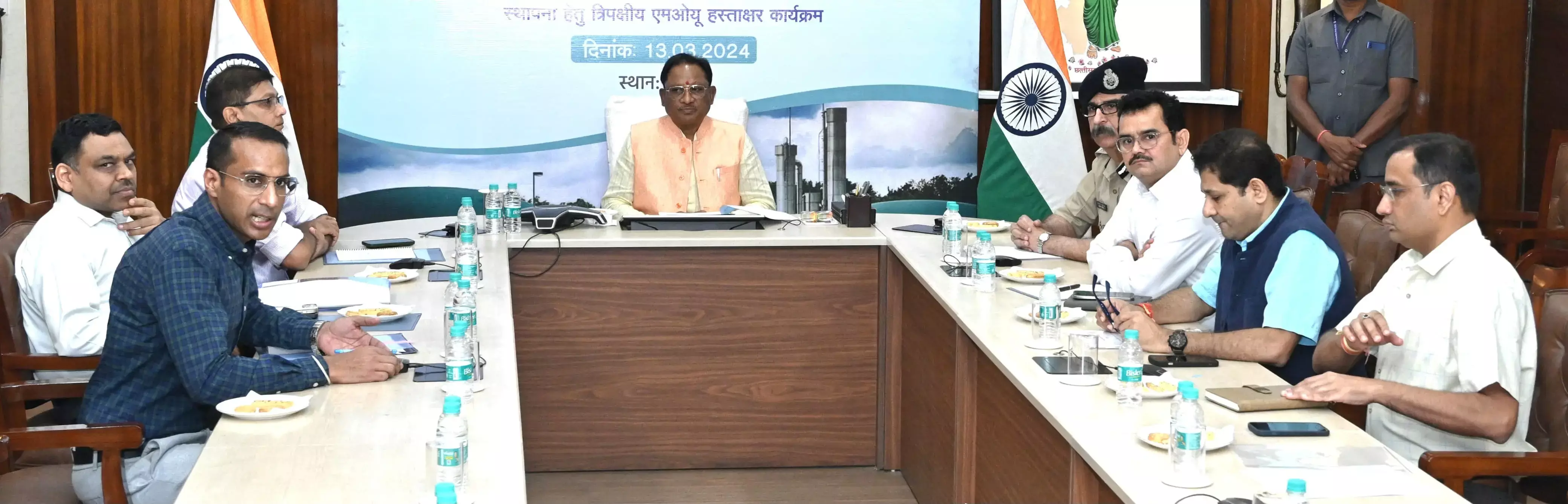 Collectors Conference: कलेक्टरों से सख्त हुए CM विष्णुदेव, बोले...DMF में गड़बड़ी बर्दाश्त नहीं, अनुशासन और ईमानदारी को बनाए मूल मंत्र