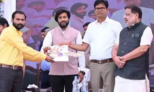 Chhattisgarh News: मंत्री ओपी ने 51 हितग्राहियों को नवा रायपुर में दिया आवास: गुरूर में अटल विहार योजना का किया शुभारंभ