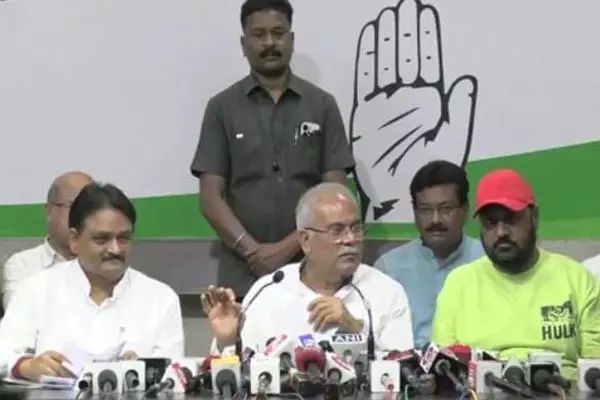Bhupesh Baghel FIR: FIR पर बोले पूर्व सीएम भूपेश बघेल, महादेव ऐप्प में सबसे अधिक कार्रवाई हमारी सरकार ने की, राजनीतिक प्रतिशोध के चलते मेरे खिलाफ कार्रवाई