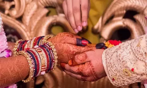 Maharajganj News: 35 हजार रुपए के लिए बहन ने भाई संग लिए फेरे, मुख्यमंत्री सामूहिक विवाह योजना में फिर हो गया कांड