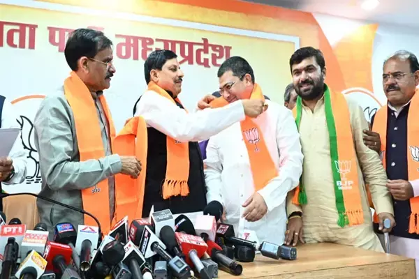 Syed Jafar News: कांग्रेस को फिर झटका, कमलनाथ के करीबी कांग्रसी नेता सैयद जफर भाजपा में हुए शामिल