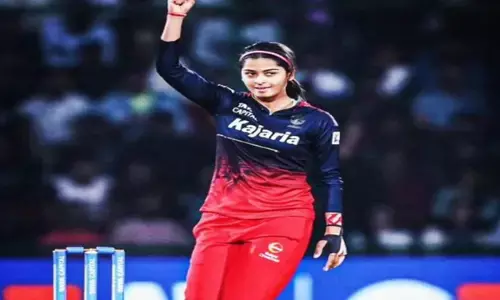 Shreyanka Patil: डब्‍ल्‍यूपीएल फाइनल में चला श्रेयंका पाटिल का जादू, घूमती गेंदों की है नन्ही जादूगर