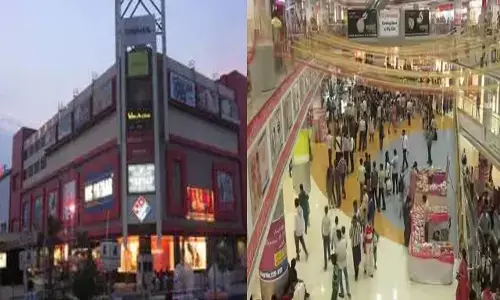 CG सिटी मॉल के तीसरे फ्लोर से बच्चा गिरा, एस्केलेटर में चढ़ने के दौरान हादसा, घटना का वीडियो आया सामने...