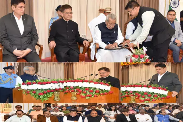 राज्यपाल हरिचंदन ने शुक्ल एवं चन्द्रवंशी को राज्य सूचना आयुक्त के पद की शपथ दिलाई...