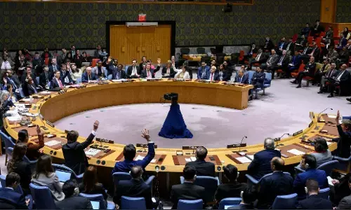 Israel–Hamas War: गाजा में तत्काल युद्धविराम के प्रस्ताव को मिली मंजूरी, UNSC में वोटिंग से दूर रहा अमेरिका