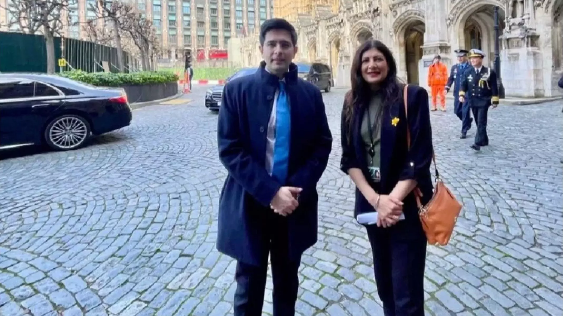 Raghav Chadha Preet Kaur Gill Vivad: राघव चड्ढा ने ब्रिटिश सांसद प्रीत कौर गिल से की मुलाकात, BJP हुई आगबबूला, जानिए कौन हैं प्रीत गिल? Raghav Chadha Preet Kaur Gill Vivad: राघव चड्ढा ने ब्रिटिश सांसद प्रीत कौर गिल से की मुलाकात, BJP हुई आगबबूला, जानिए कौन हैं प्रीत गिल?