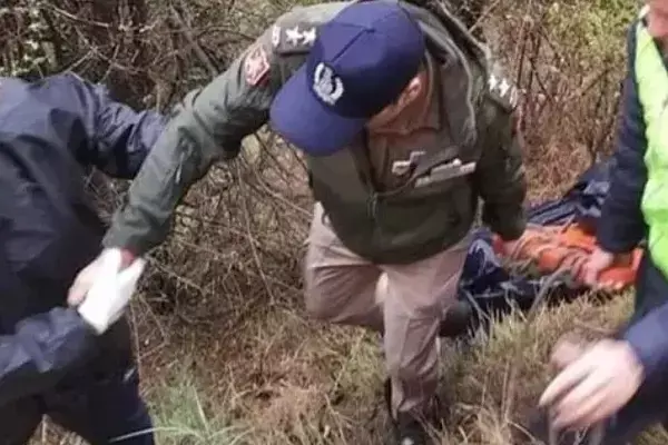Jammu Kashmir Accident News: जम्मू - कश्मीर में बिहार के 8 मजदूरों की मौत, 300 फीट गहरी खाई में गिरी बोलेरो