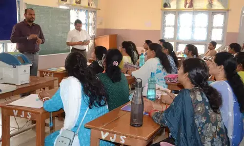 Jagdalpur News: अवसर को भुनाकर अपने सपने को करें साकार, कलेक्टर बोले-ज्ञानगुड़ी में एनईईटी परीक्षा के लिए एक माह का क्रेश कोर्स शुरू...