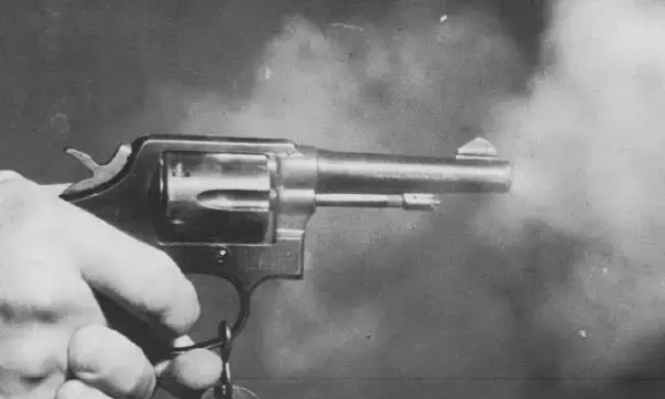 Datia News: दतिया टोल प्लाजा पर बदमाशों ने की फायरिंग, जान बचाने के लिए भागे कर्मचारी कुएं में गिरे, हुई मौत