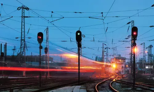 Bilaspur Railway Zone: बिलासपुर रेलवे जोन की बड़ी उपलब्धि: 136 किलोमीटर के सेक्शन में ऑटोमैटिक सिग्नलिंग सिस्टम की कमीशनिंग के साथ बना नंवबर वन...