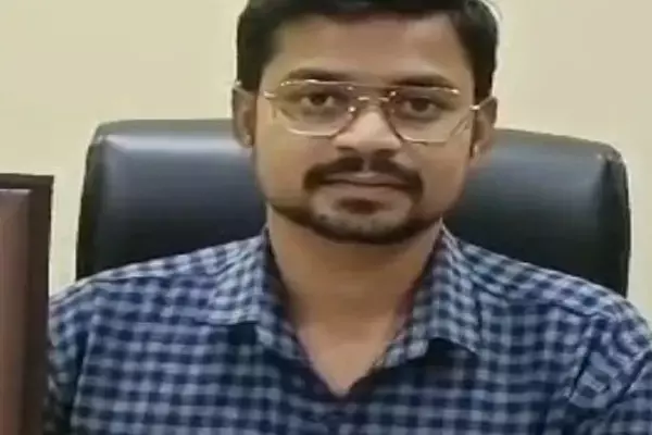 Shahdol CMO Arrested: शहडोल CMO गिरफ्तार: नगर निगम अफसर ने नीट की छात्रा से किया दुष्कर्म...