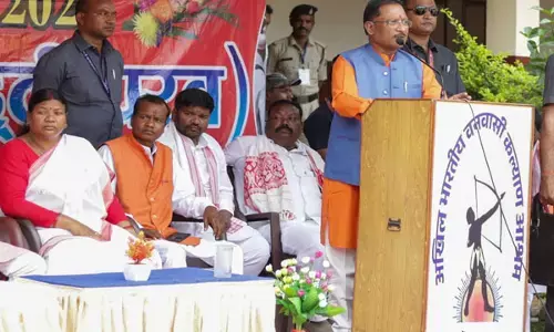 Jashpur News: आदिवासियों से बड़ा हिंदू कोई नहीं, CM विष्णुदेव बोले-आदिवासियों की एकता को तोड़ने का प्रयास, विधर्मियों से डरने की जरूरत नहीं