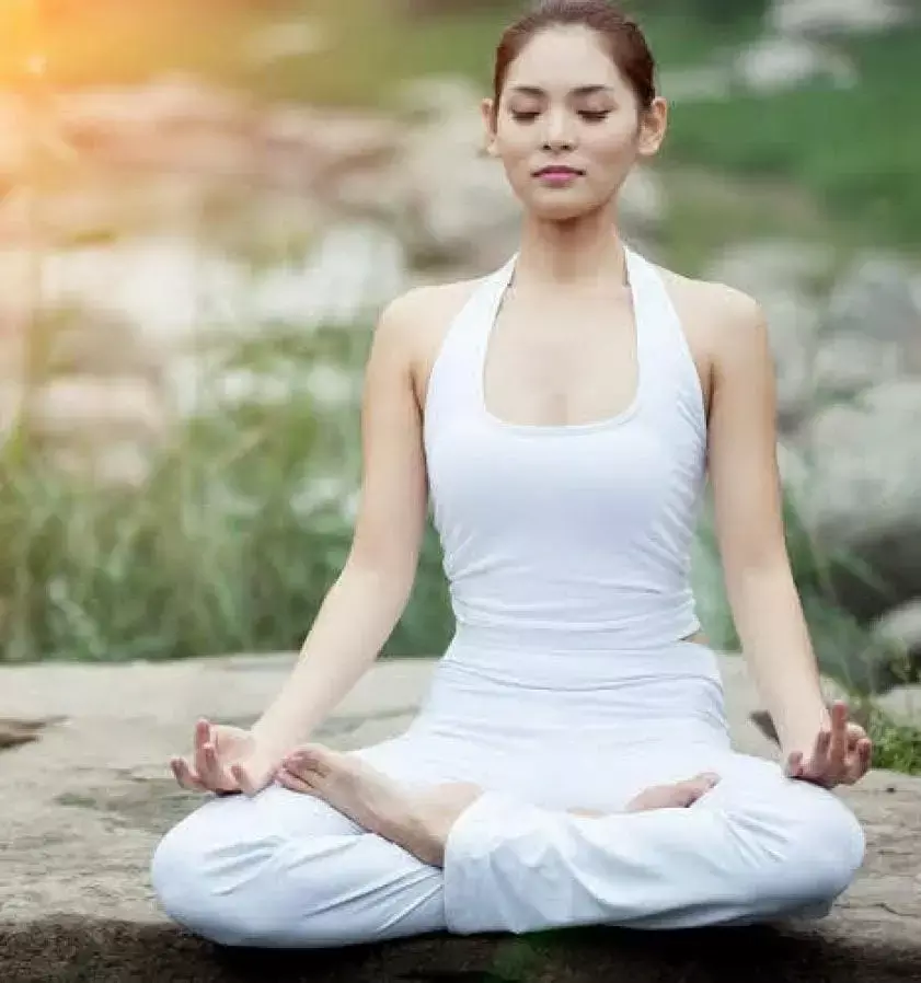Sudarshan Kriya Ke Labh: क्या है सुदर्शन क्रिया के लाभ, कैसे करें इसे, जानिए यहां...