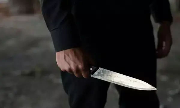 Ashoknagar Crime News: महिला को मोबाईल पर बात करनी की मिली भयानक सजा, सोते समय हाथ काटकर ले गया पति