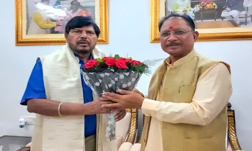 CM Vishnudeo: केंद्रीय राज्य मंत्री रामदास आठवले ने सीएम विष्णु देव से की मुलाकात...