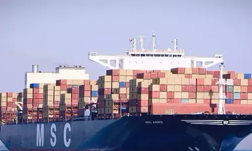 Iran-Israel Conflict Updates: ईरान का बड़ा फैसला, अगवा किये गए जहाज पर फंसे 17 भारतीयों से मिल सकेंगे अधिकारी