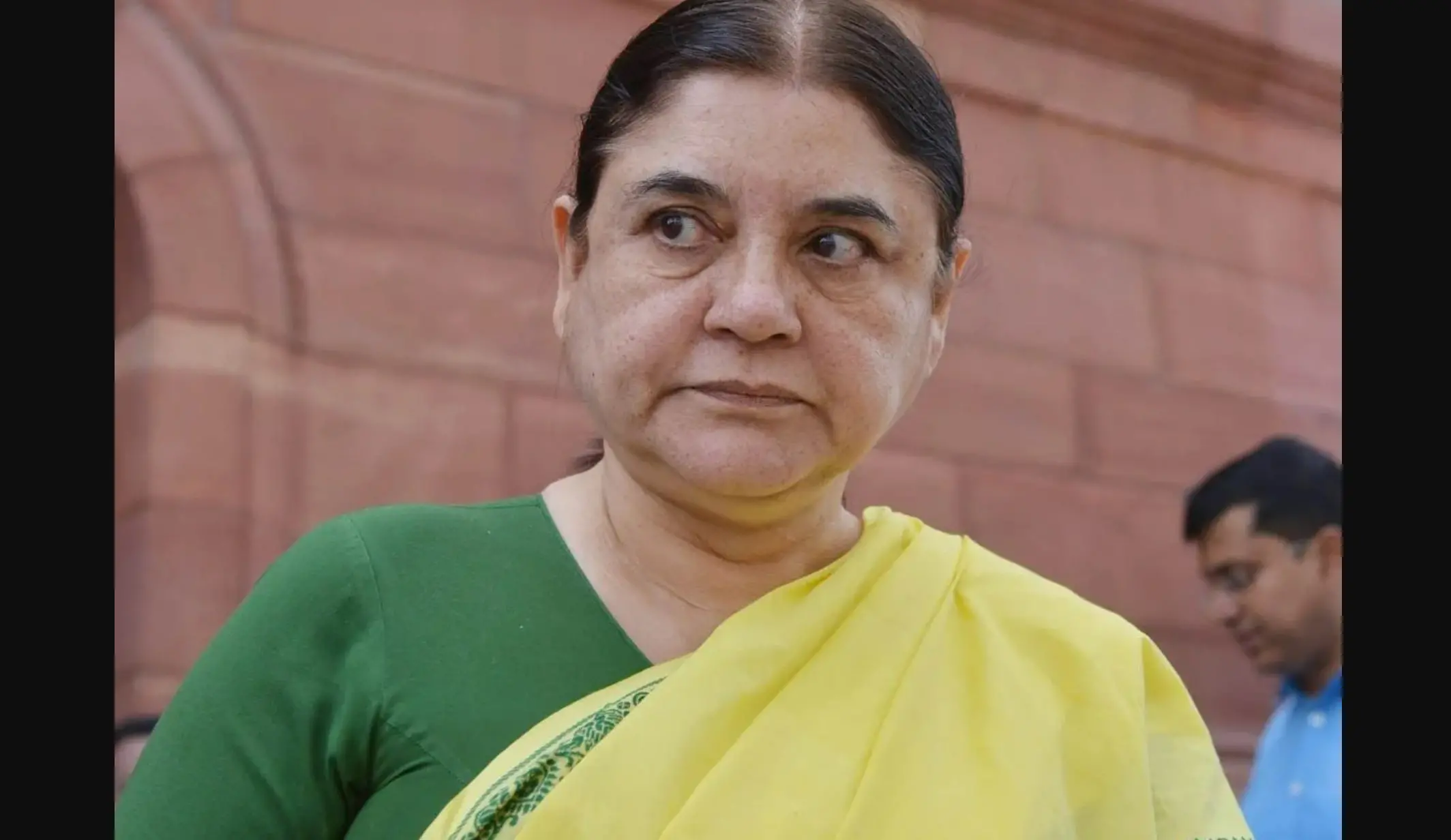 मेनका गांधी का जीवन परिचय (जीवनी) : Maneka Gandhi Biography in Hindi