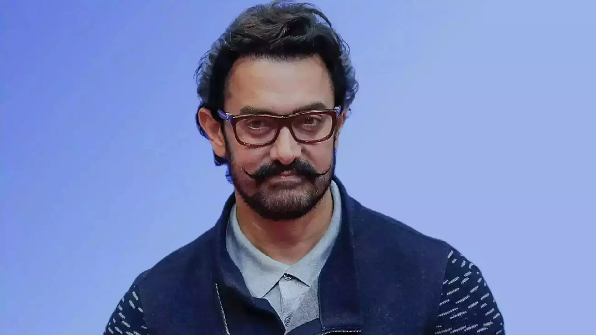 Aamir Khan Deepfake Video: डीपफेक वीडियो का शिकार हुए आमिर खान, मुंबई पुलिस ने अज्ञात व्यक्ति के खिलाफ दर्ज की FIR Aamir Khan Deepfake Video: डीपफेक वीडियो का शिकार हुए आमिर खान, मुंबई पुलिस ने अज्ञात व्यक्ति के खिलाफ दर्ज की FIR