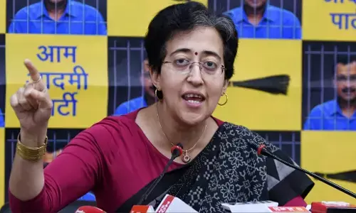 CM Arvind Kejriwal: AAP नेता आतिशी का दावा, दिल्ली में CM अरविन्द केजरीवाल की सरकार गिराने की हो रही प्लानिंग