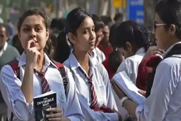UP Board Result 2024: यूपी बोर्ड के 10वीं - 12वीं का रिजल्ट हुआ जारी, 12वीं में सीतापुर के शुभम वर्मा ने किया टॉप