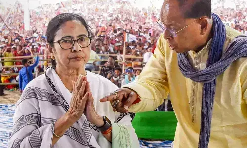 WB Teacher Recruitment News: पश्चिम बंगाल की ममता सरकार को लगा बड़ा झटका, कलकत्ता हाईकोर्ट ने रद्द की शिक्षक भर्ती