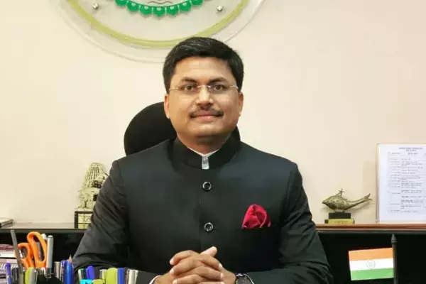 IAS Awanish Sharan: सिविल सेवा परीक्षा में हिंदी मीडियम के रिजल्ट से इस कलेक्टर ने जताई चिंता, ट्वीट कर बोले...प्रीलिम्स पार न करना निराशाजनक, प्रतिभागियों को दिए ये टिप्स...