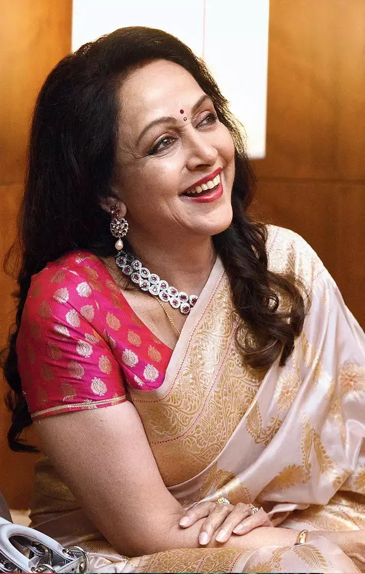 राजनीति के कौन हैं असली जय-वीरू, गब्बर और अंग्रेजों के जमाने के जेलर? Hema Malini ने दिया गजब का जवाब...