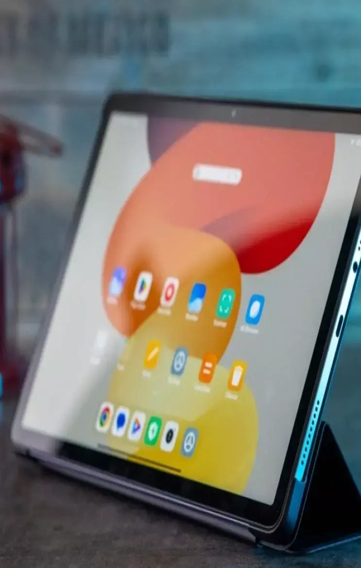 भारत में लॉन्च हुआ Redmi का धांसू टैबलेट, 8000mAh बैटरी के साथ मिलेगा ये शानदार फीचर्स, जानिए कीमत...
