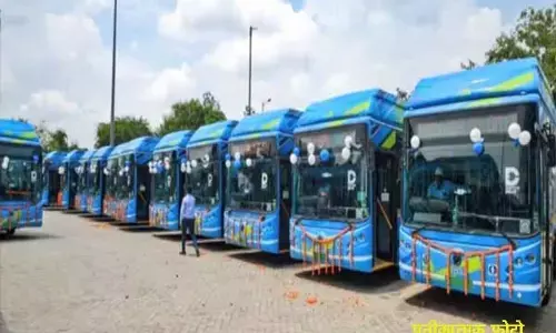 E-Bus in Raipur: ई-बस की सवारी करेंगे रायपुर के लोग: भाठागांव बस स्टैंड से चलेगी 21 इलेक्ट्रिक बस, अफसरों ने लिया जायजा