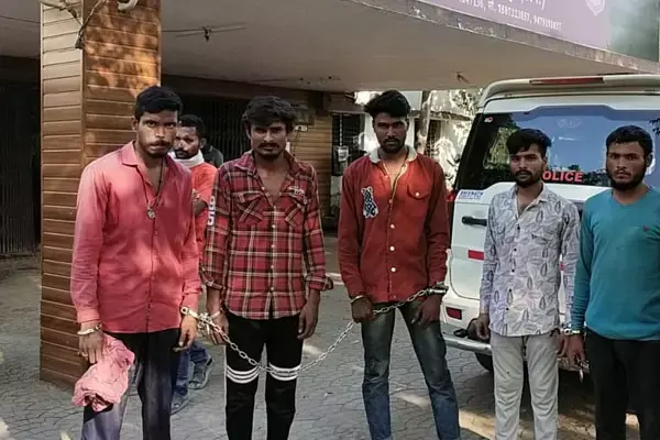 Raipur News: बाइक चोरों के गिरोह का खुलासा, 5 आरोपियों के पास से 22 मोटरसाइकिल जब्त, देखें लिस्ट कहीं आपकी बाइक तो नहीं...