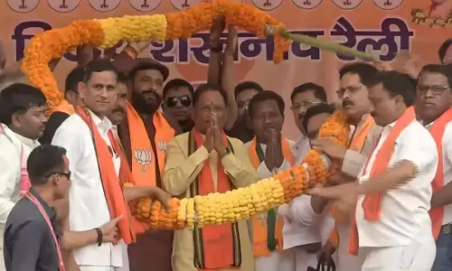 CM Vishnudeo: आंधी-तूफ़ान के बीच चलती रही CM विष्णुदेव की सभा, गरजे मुख्यमंत्री, बोले-पूरी कांग्रेस पार्टी कंफ्यूज...